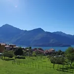 Casa Fontanera Pensión Gravedona